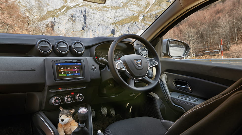 Car review Dacia Duster: interior